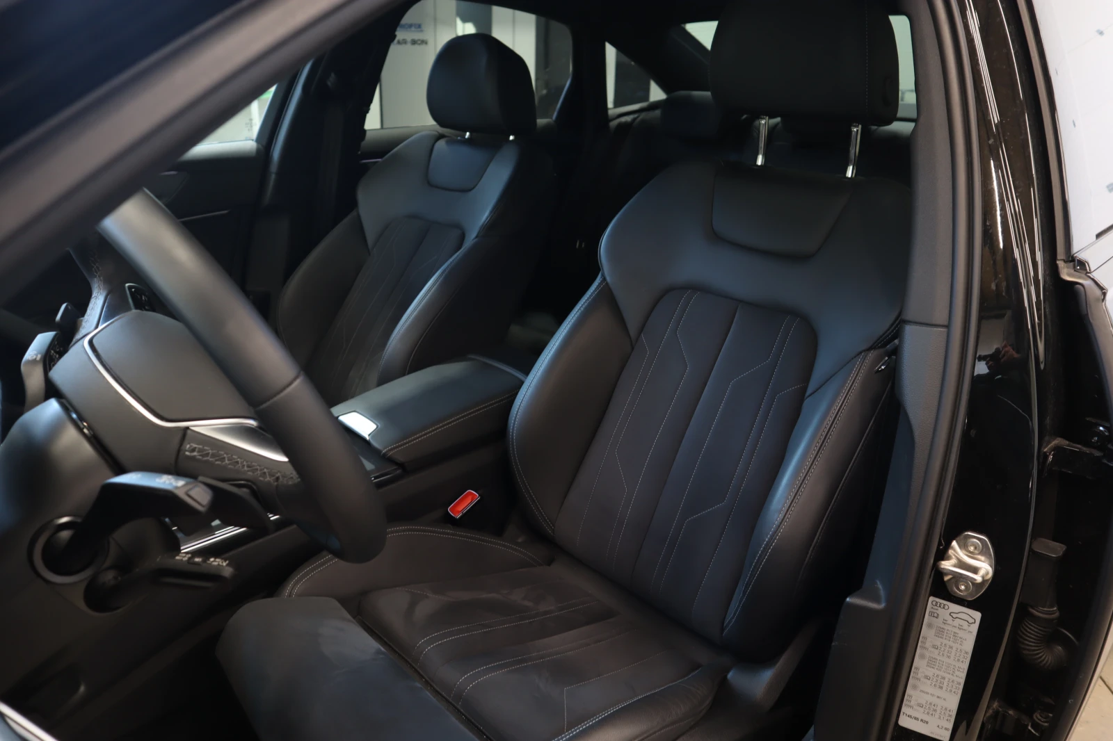 Audi A6 45 TFSI S line / Matrix  / 360  / Гаранция 12.2026 - изображение 7