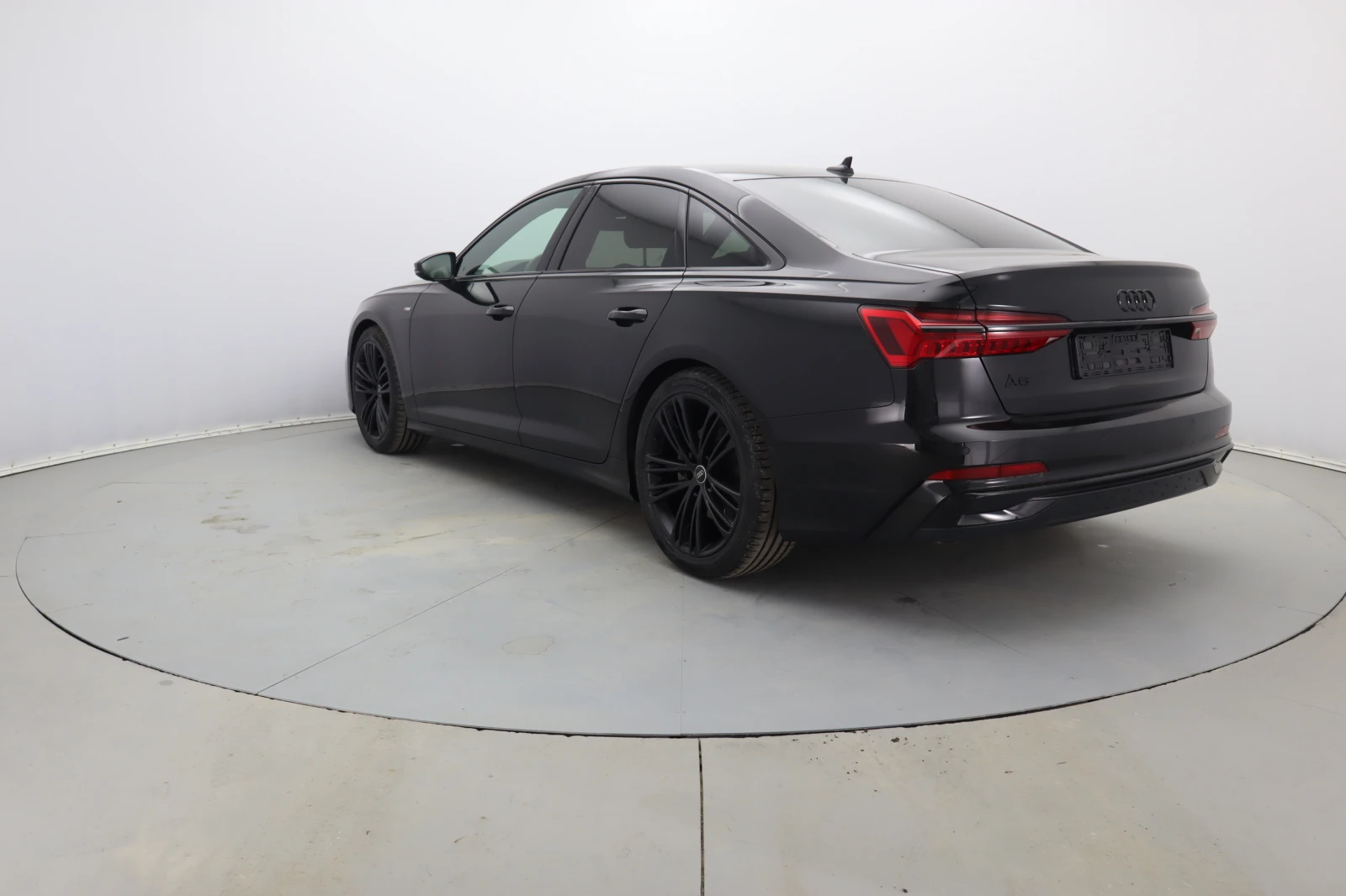 Audi A6 45 TFSI / S-LINE - изображение 4