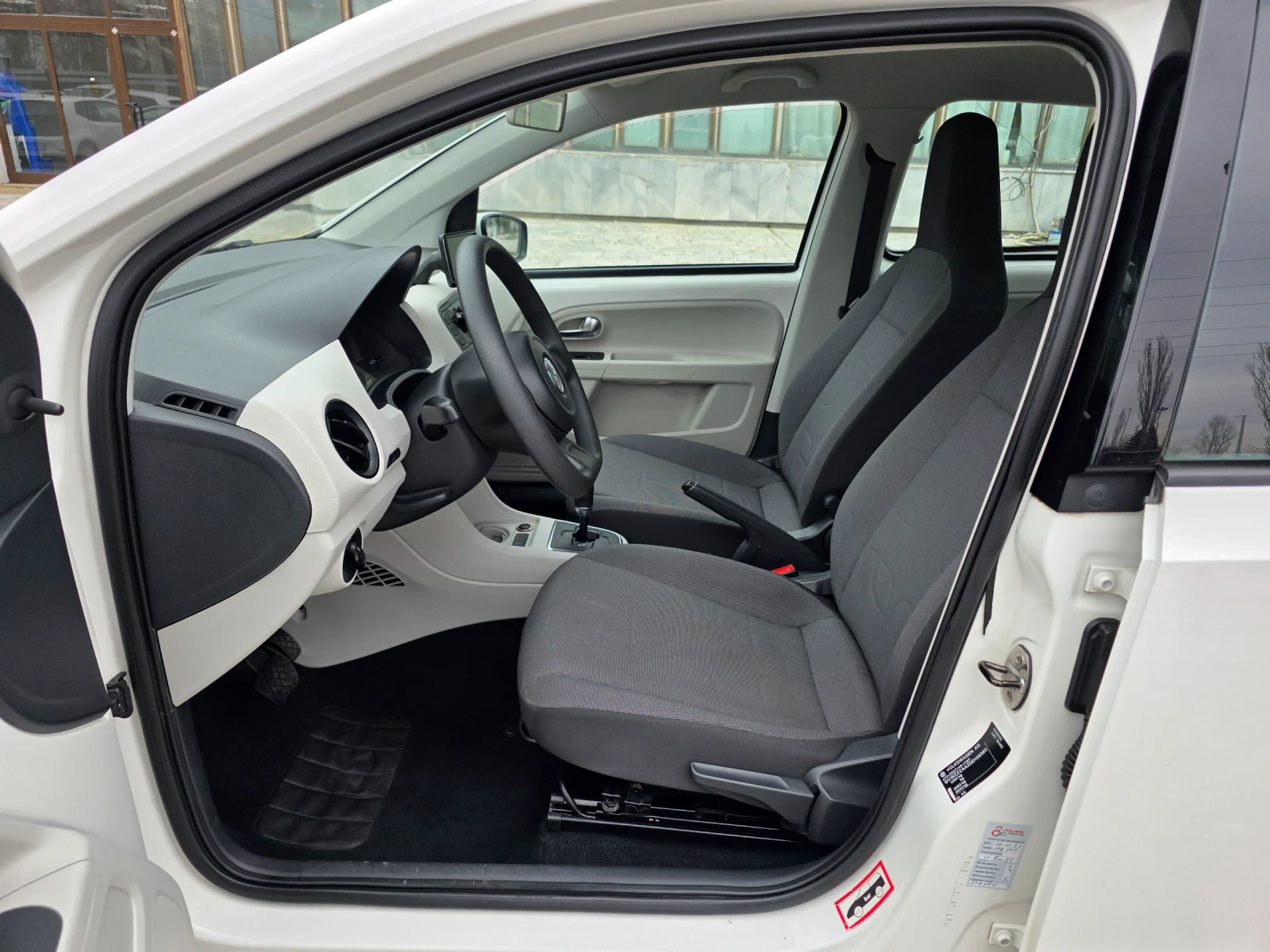 VW Up 1.0i 75k.c EURO 5B  | Mobile.bg � ����������� 13