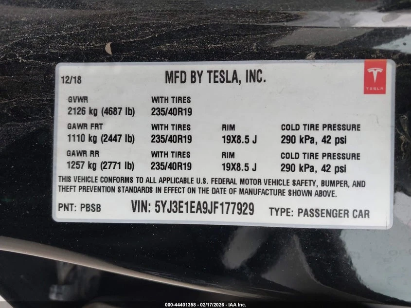 Tesla Model 3 Long Range, снимка 9 - Автомобили и джипове - 53847375