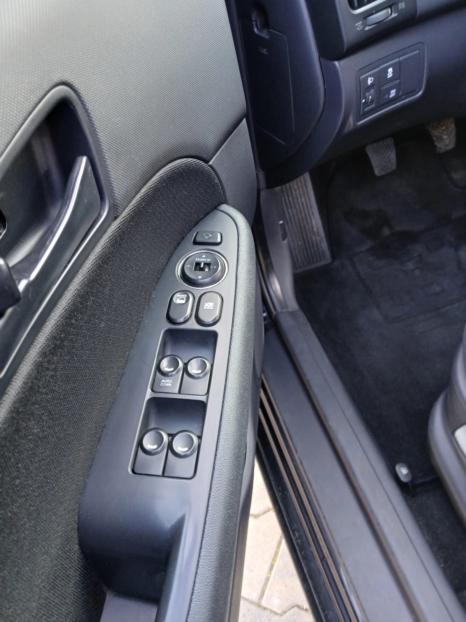 Hyundai I30 CRDI, снимка 12 - Автомобили и джипове - 53852221