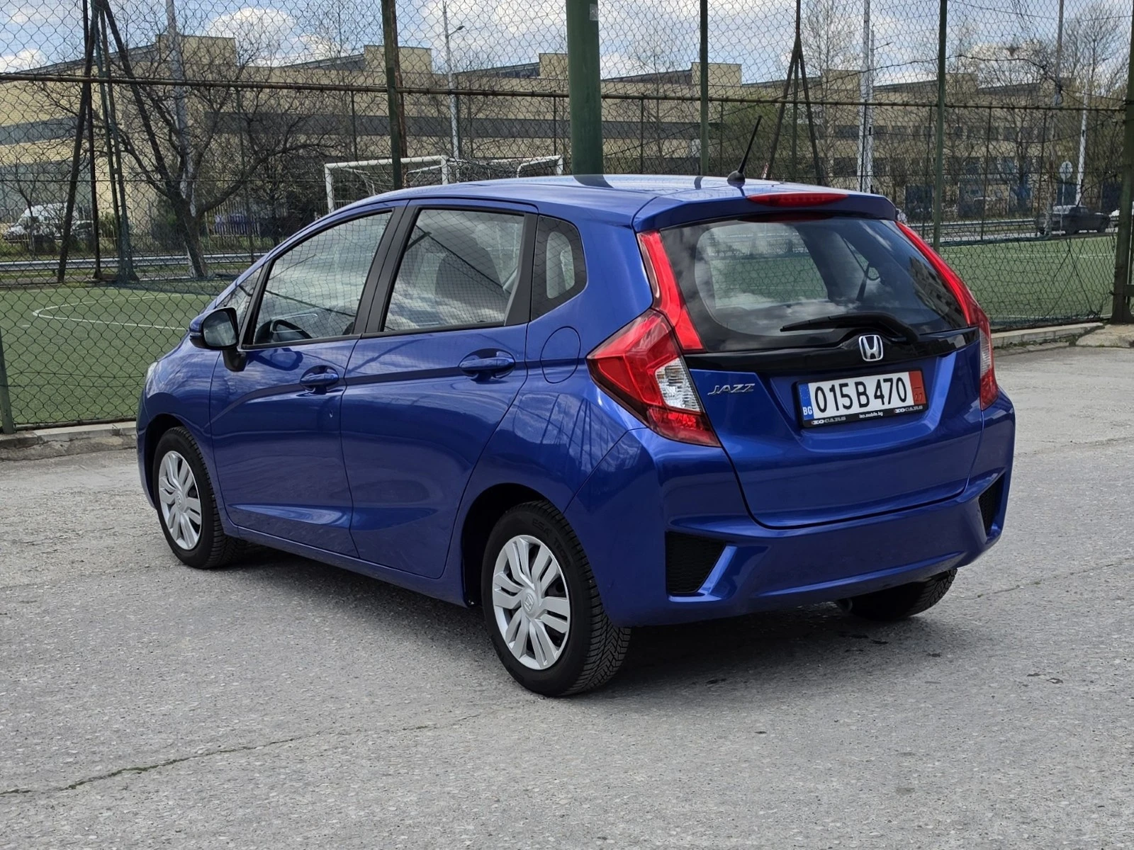 Honda Jazz 1.3i-VTEC City Brake, 2 комплекта гуми, ЕВРО 6 , снимка 7 - Автомобили и джипове - 54209402