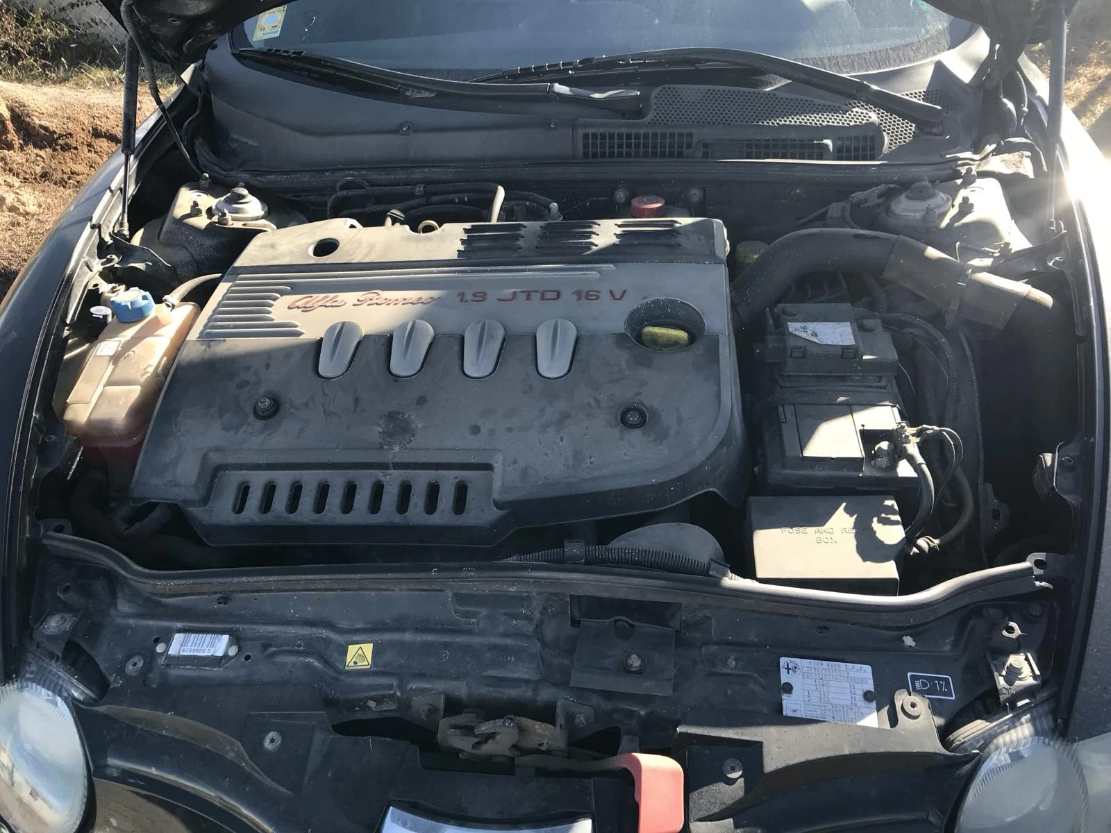 Alfa Romeo 147, снимка 8 - Автомобили и джипове - 54351332