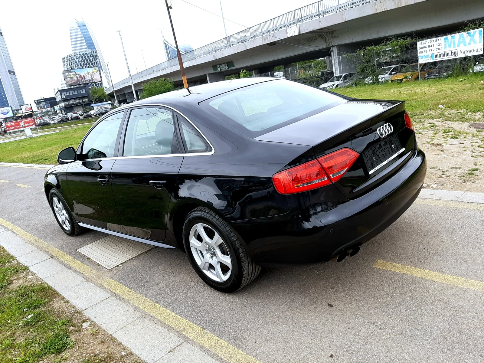 Audi A4 1.8-160-УНИКАТ ! , снимка 4 - Автомобили и джипове - 54571775