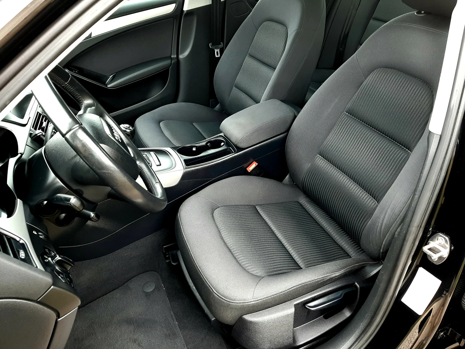 Audi A4 1.8-160-УНИКАТ ! , снимка 8 - Автомобили и джипове - 54571775