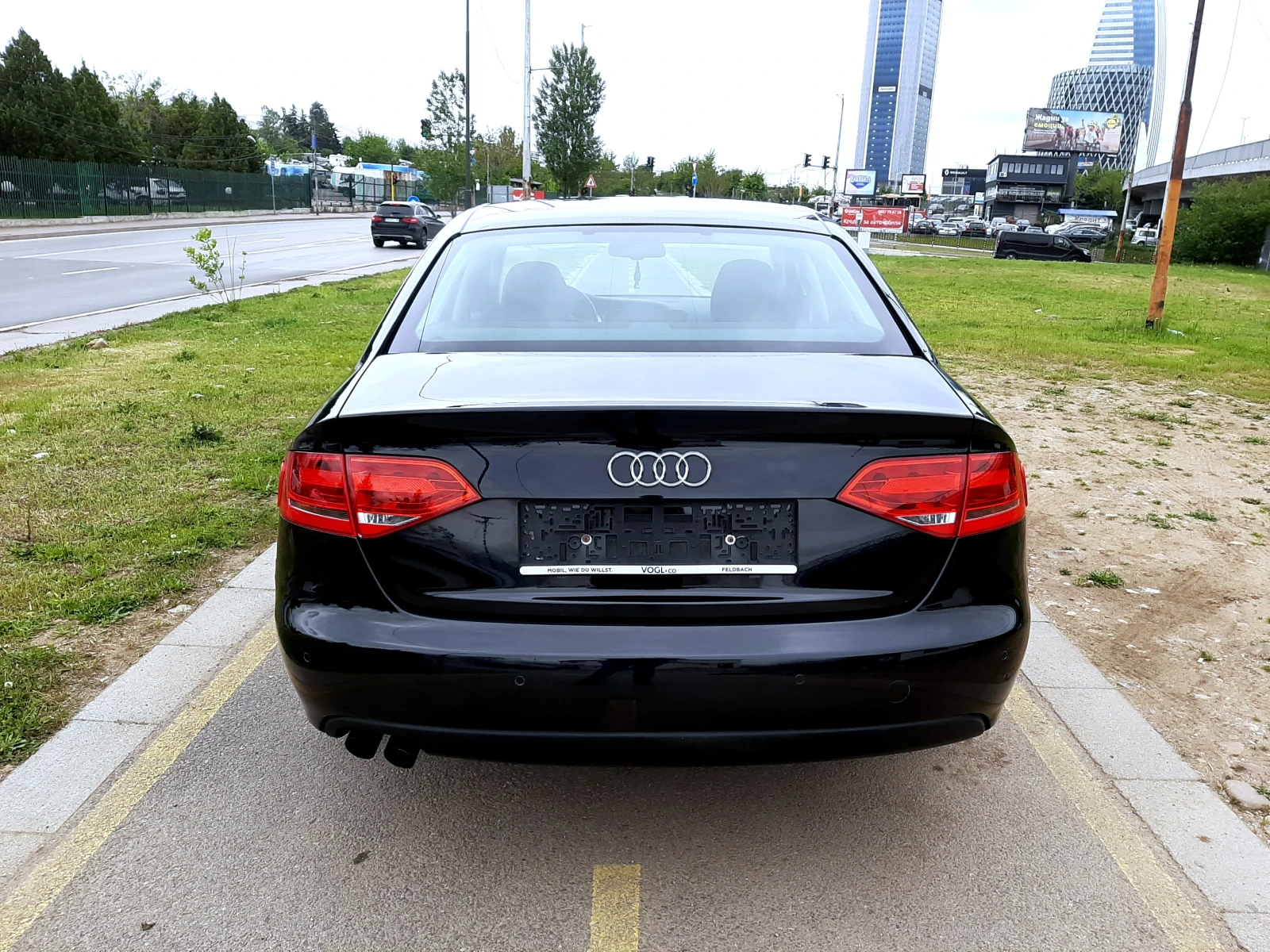 Audi A4 1.8-160-УНИКАТ ! , снимка 5 - Автомобили и джипове - 54571775