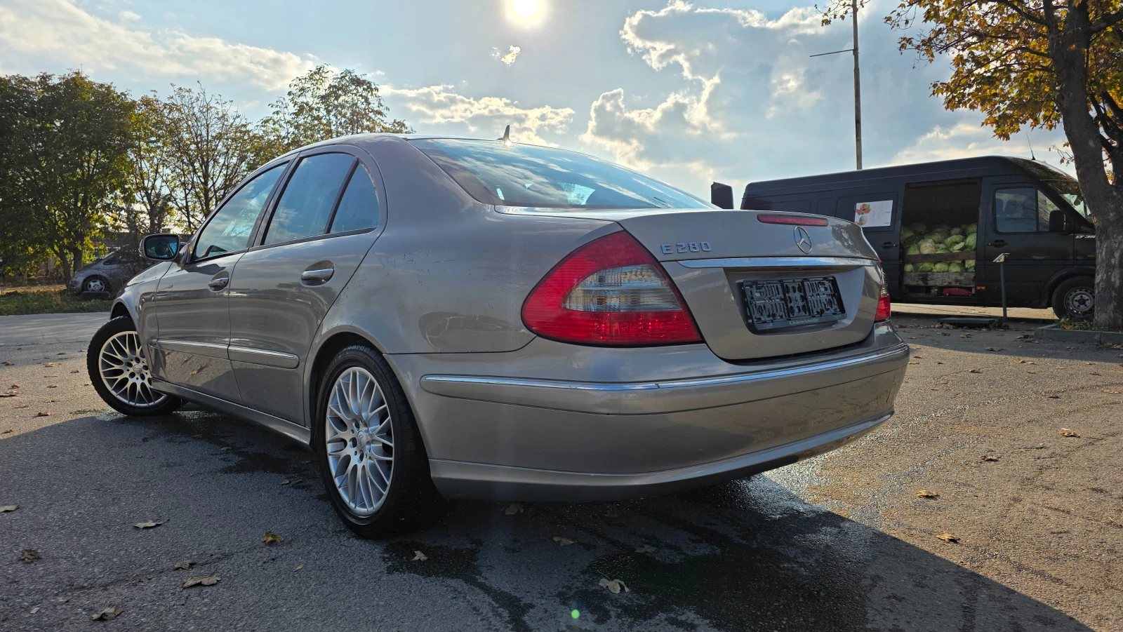 Mercedes-Benz E 280 УНИКАТ/FACE LIFT, снимка 4 - Автомобили и джипове - 54704530