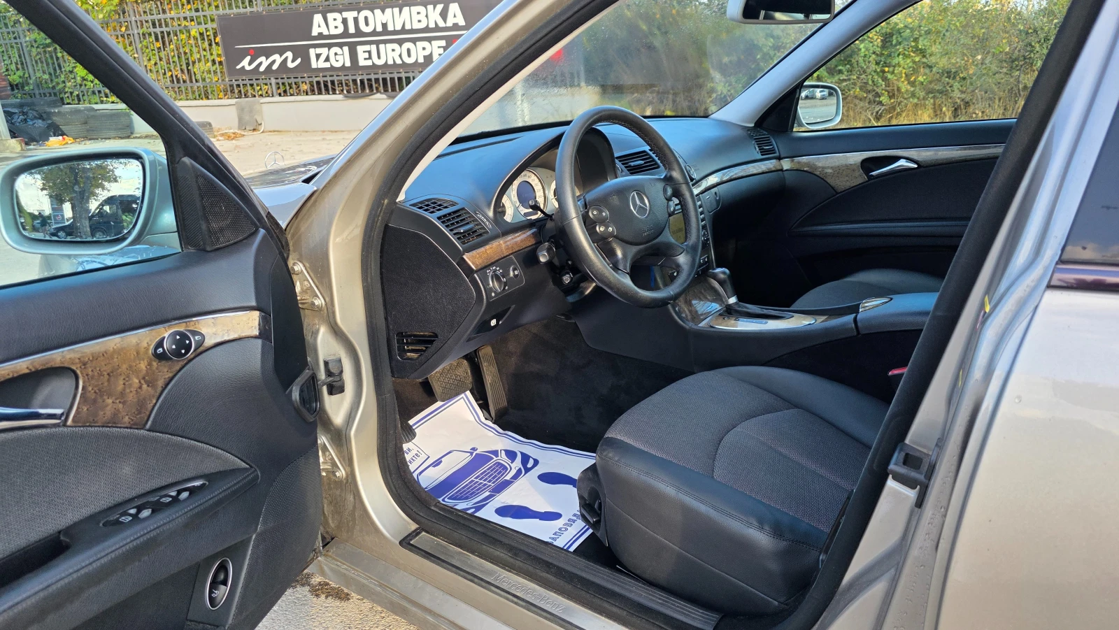 Mercedes-Benz E 280 УНИКАТ/FACE LIFT, снимка 12 - Автомобили и джипове - 54704530