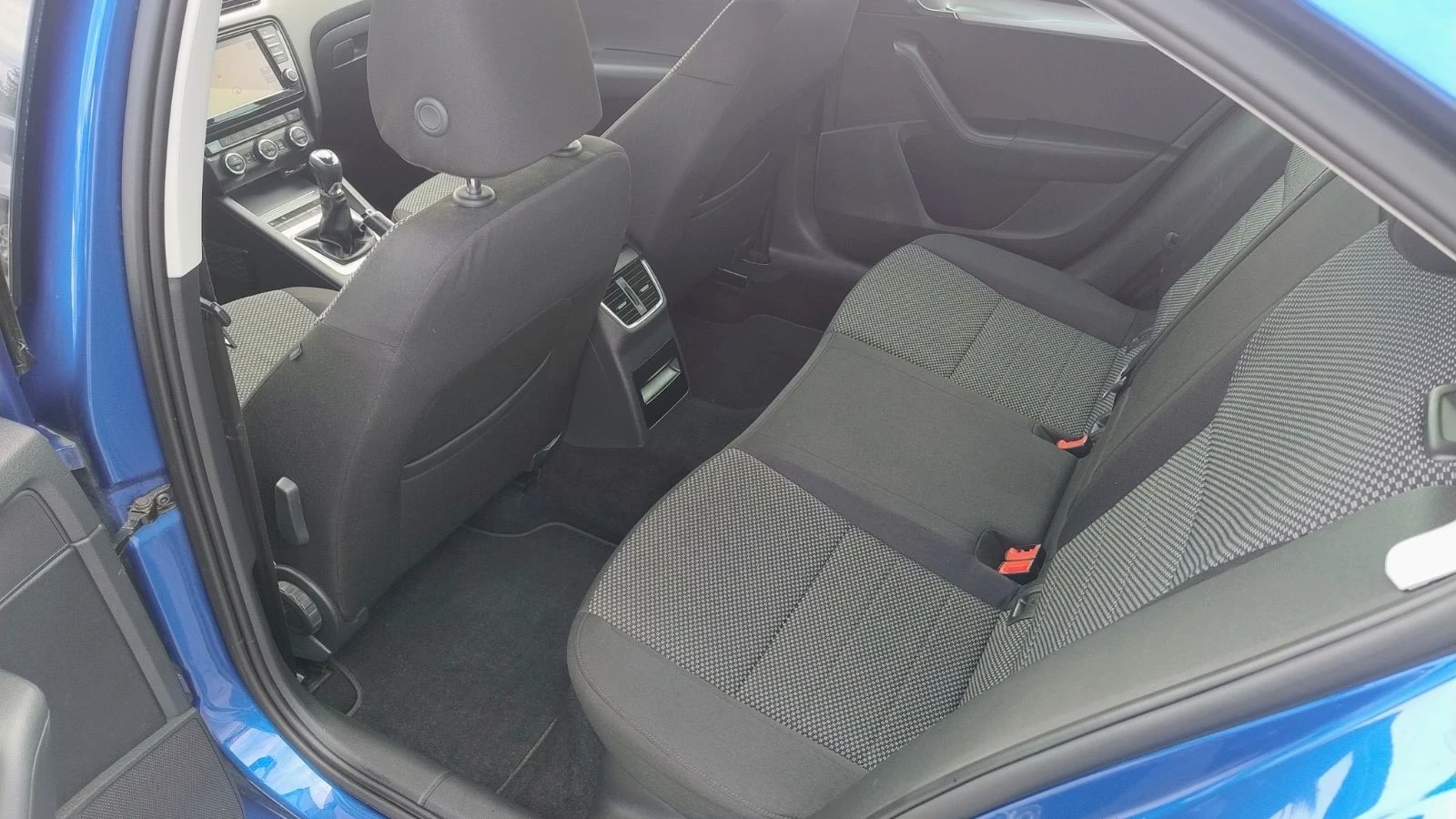 Skoda Octavia 1.6 TDI | Mobile.bg � ����������� 11