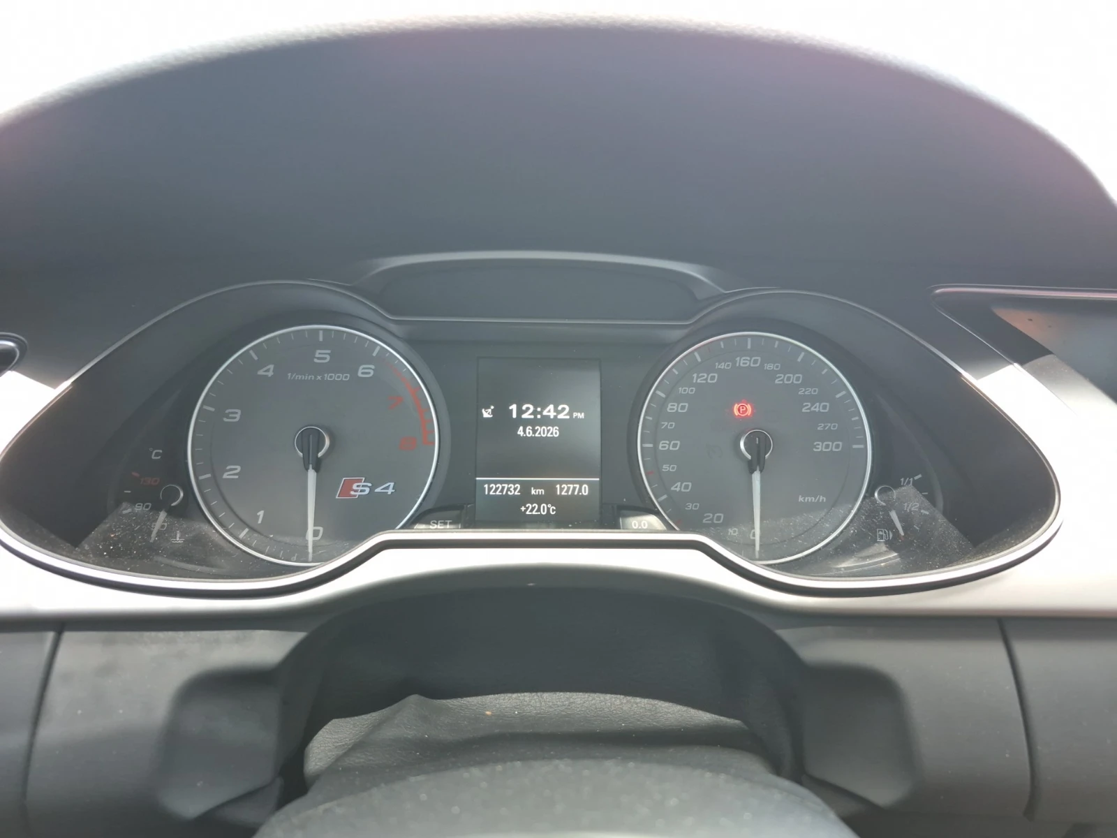 Audi S4 TECHNIK, снимка 9 - Автомобили и джипове - 54975369