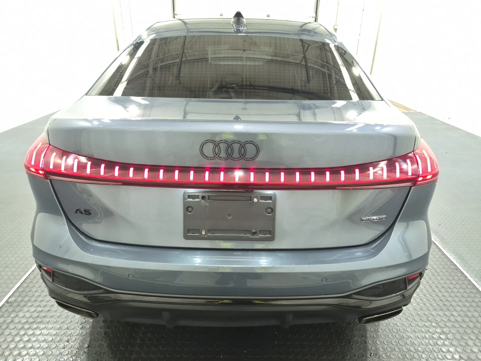 Audi A5 2.0 TFSI quattro * S-LINE PCKG * ПАНОРАМА * CARFAX, снимка 5 - Автомобили и джипове - 54983239