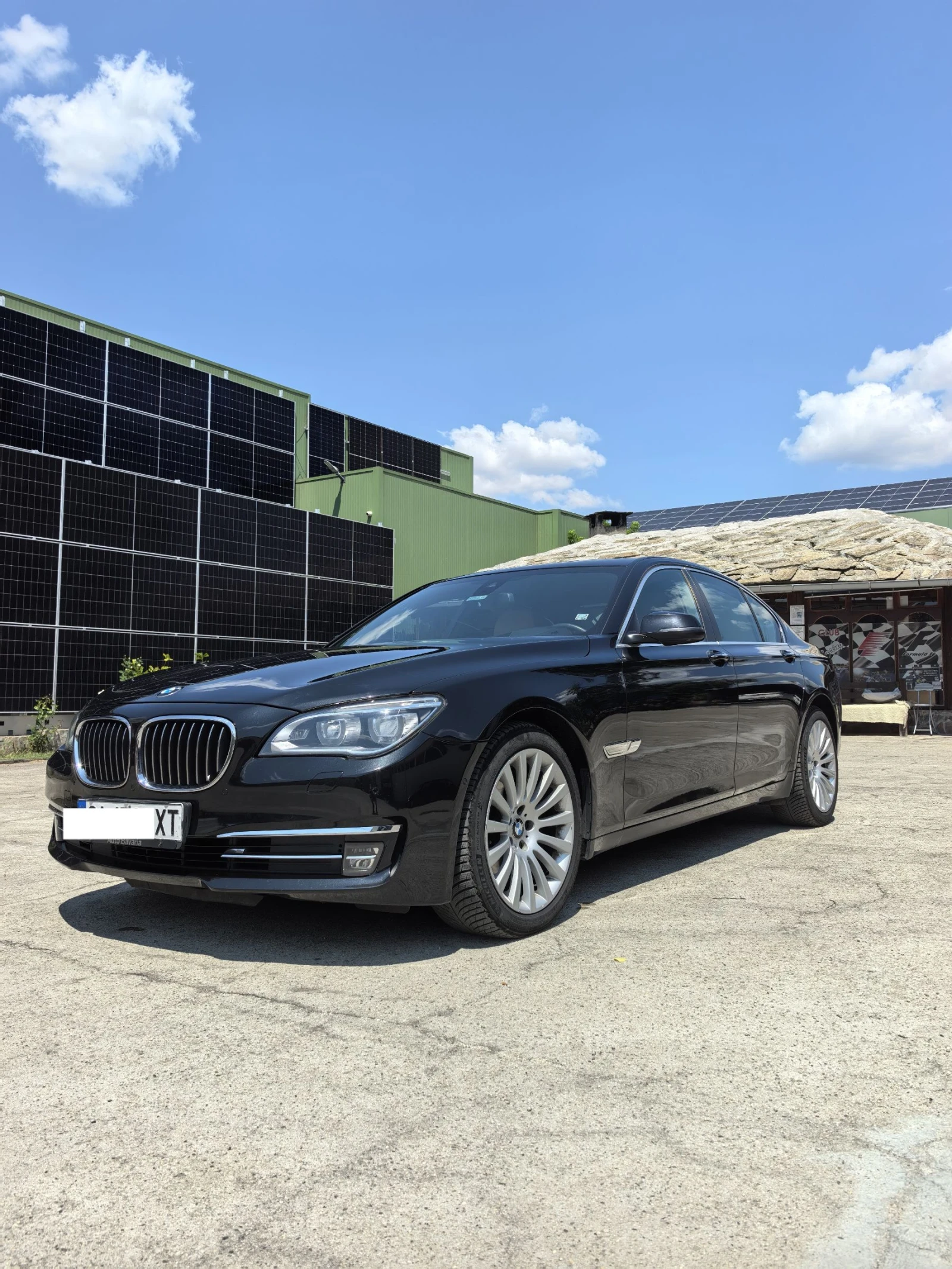 BMW 740 740 d xDrive facelift, снимка 2 - Автомобили и джипове - 55315335
