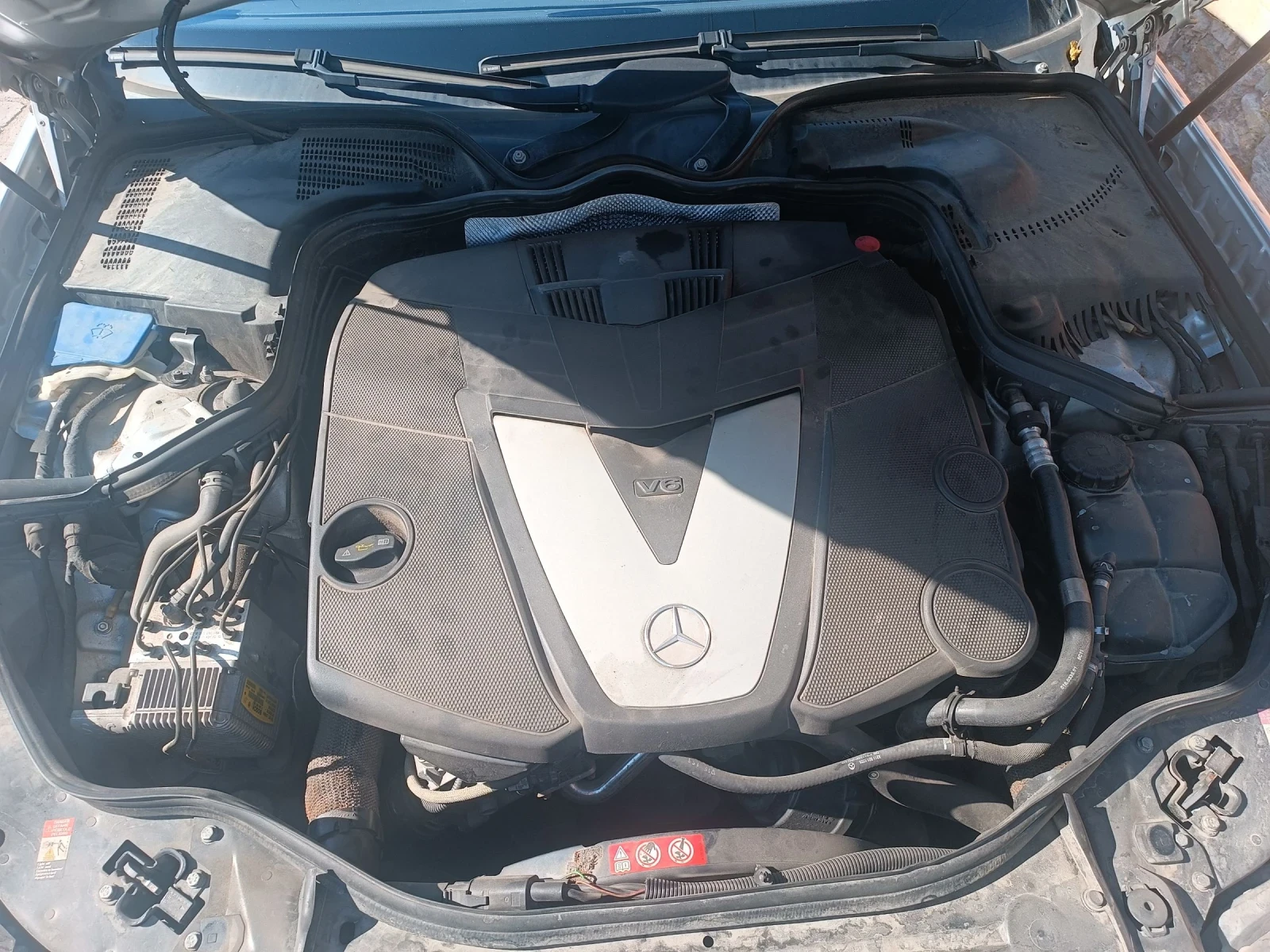 Mercedes-Benz E 320, снимка 10 - Автомобили и джипове - 55448376