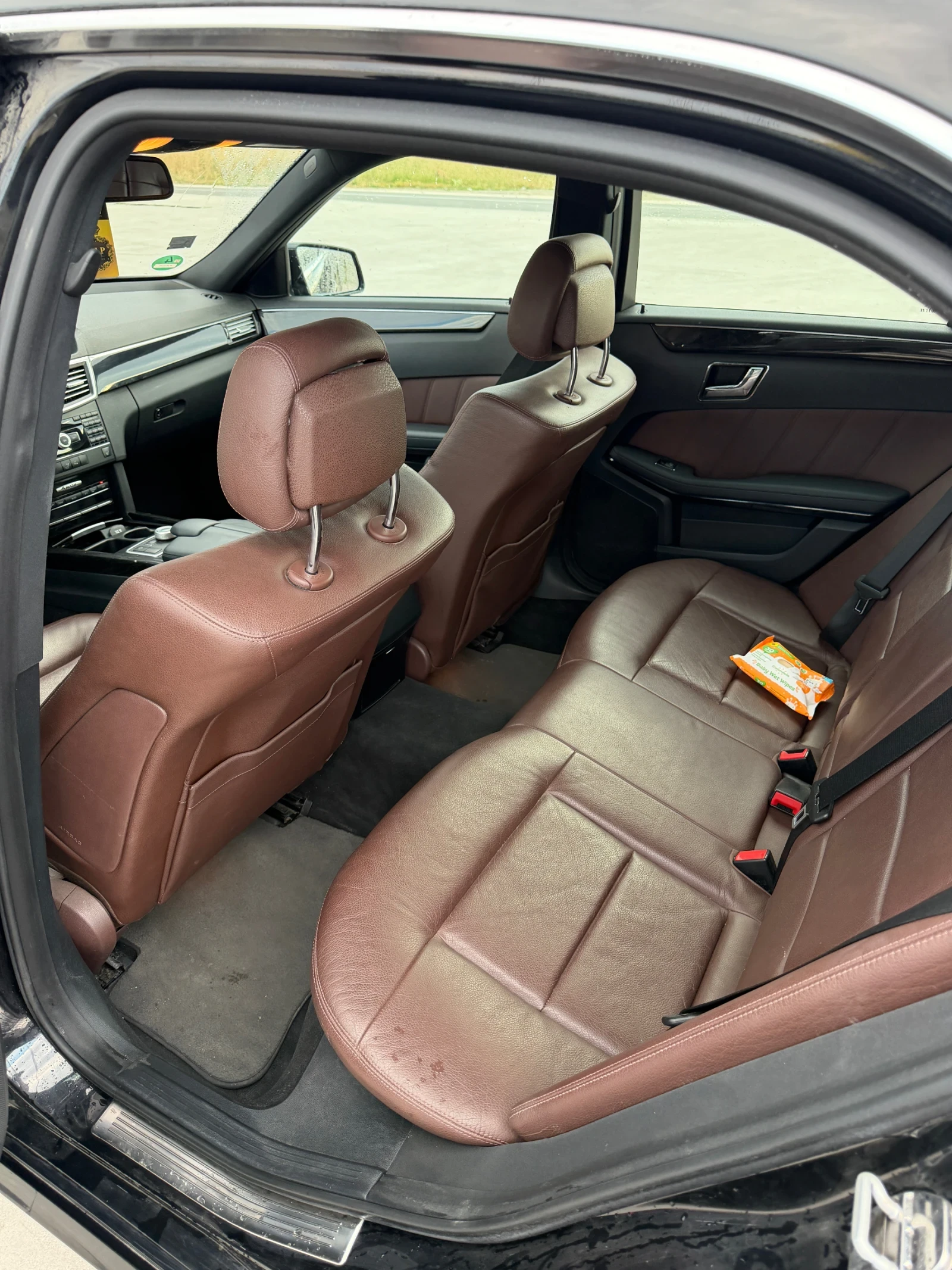 Mercedes-Benz E 350, снимка 9 - Автомобили и джипове - 55466723