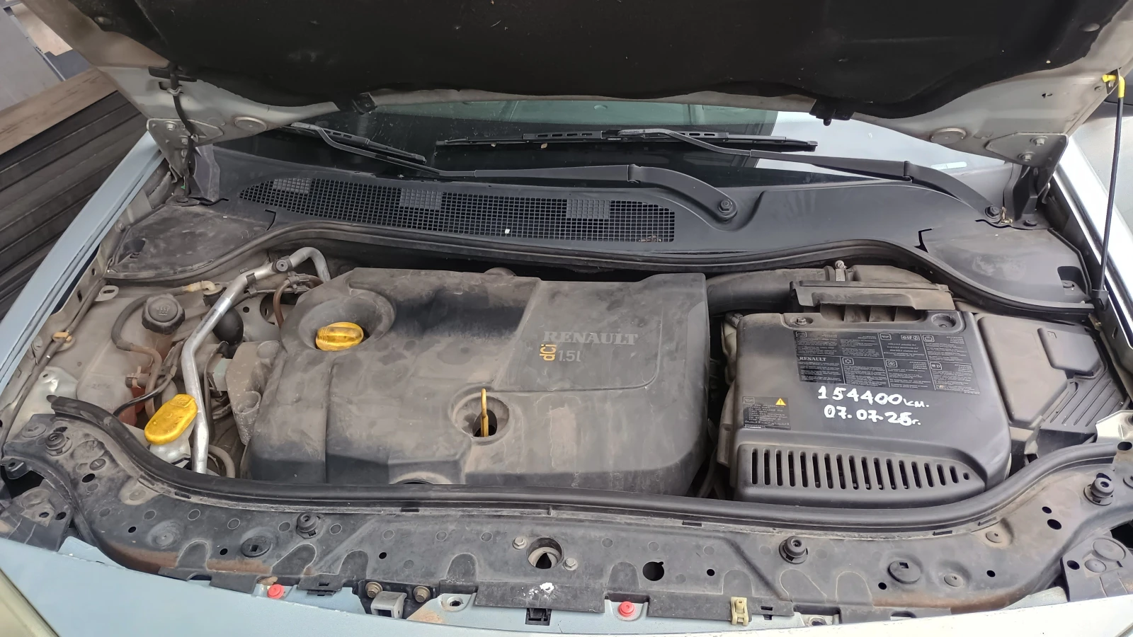 Renault Megane, снимка 10 - Автомобили и джипове - 55555960