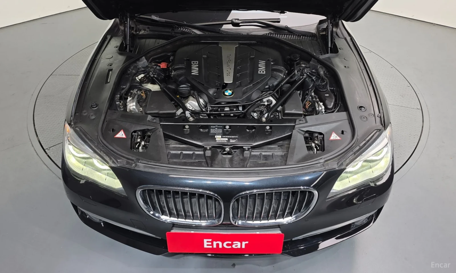BMW 750 MONITORI\REALNI KM, снимка 6 - Автомобили и джипове - 55571642