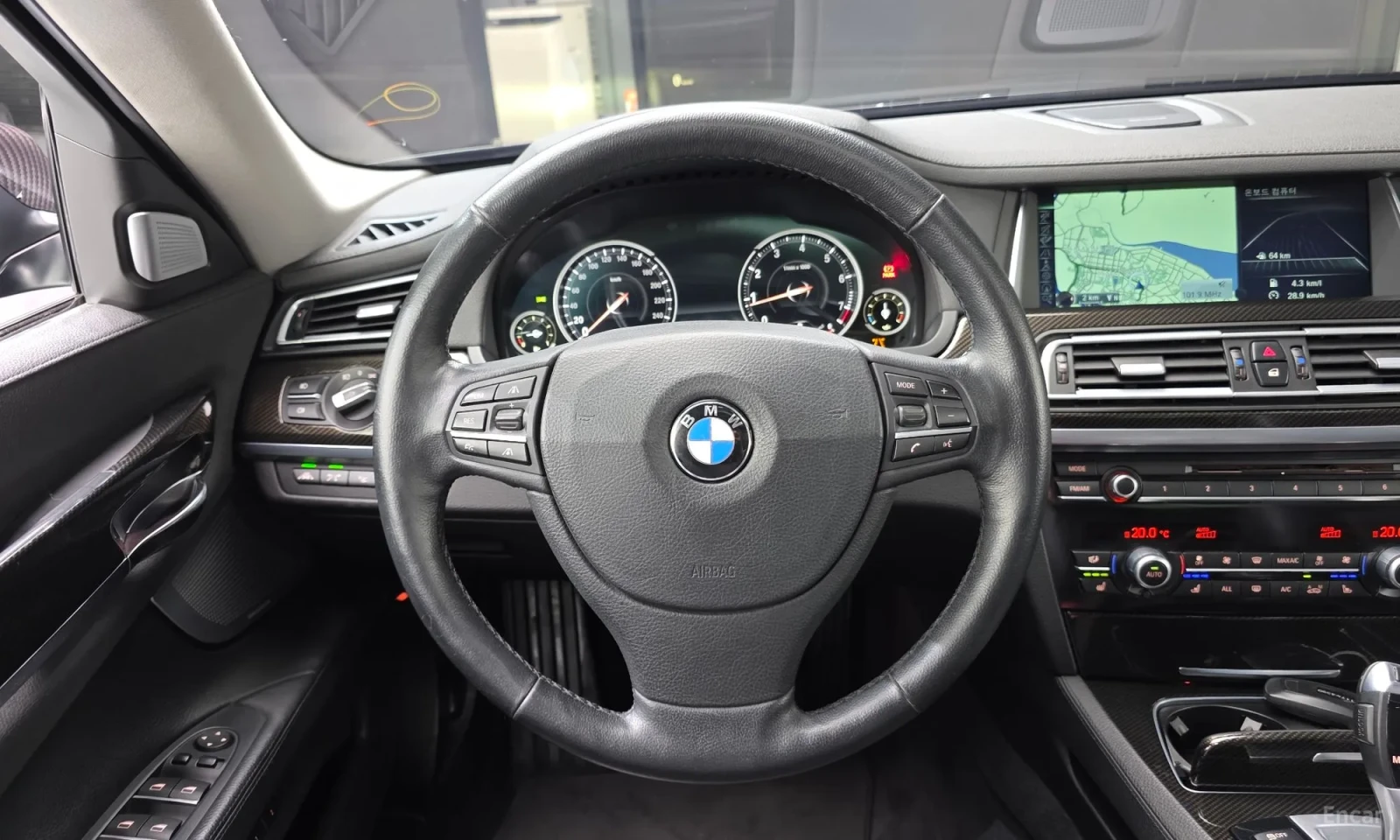 BMW 750 MONITORI\REALNI KM, снимка 13 - Автомобили и джипове - 55571642