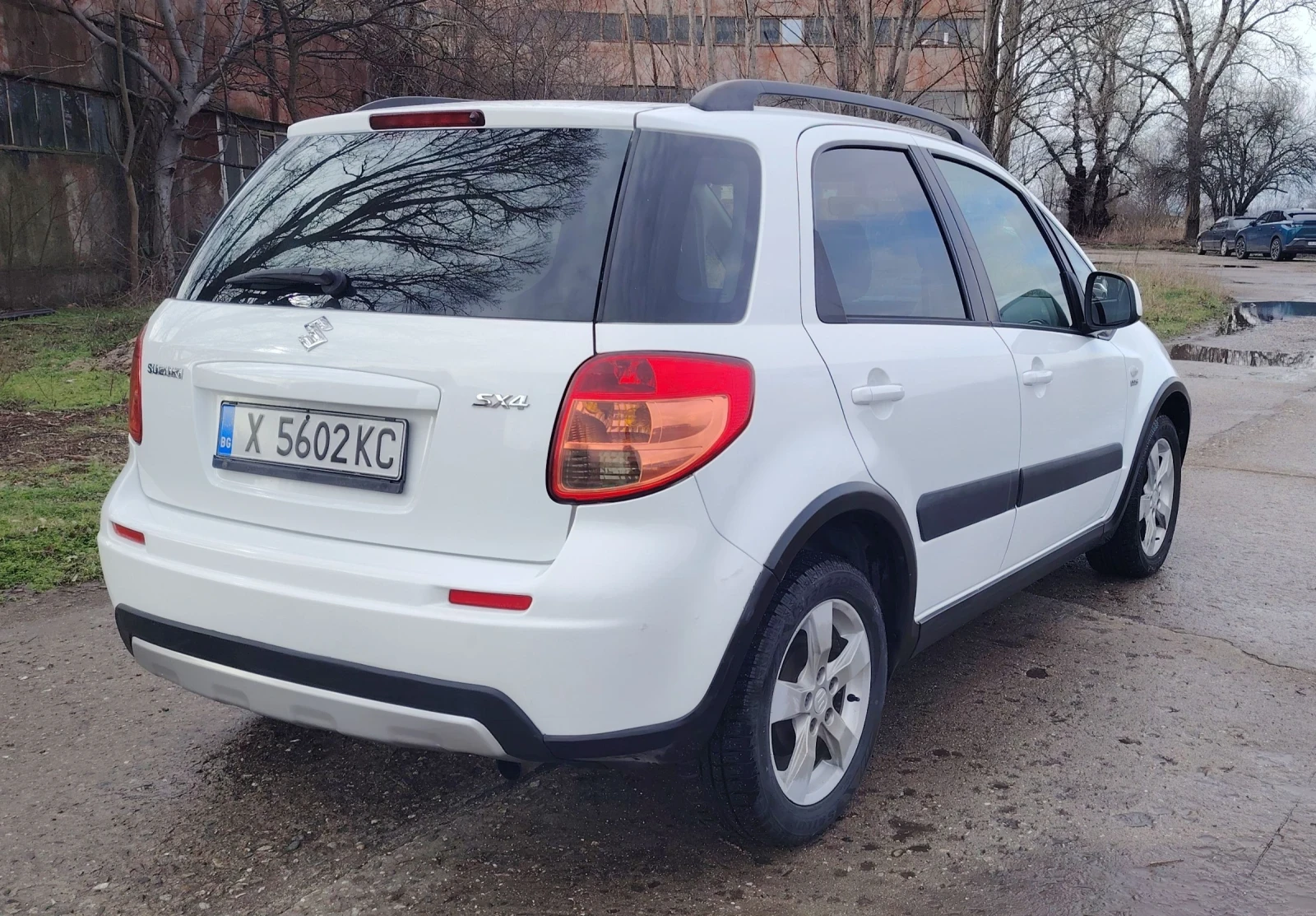 Suzuki SX4 1.6 ddis 90кс. фейслифт, снимка 4 - Автомобили и джипове - 56038587