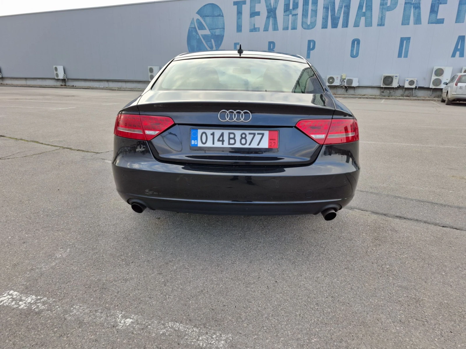 Audi A5 2.0, снимка 5 - Автомобили и джипове - 56112389