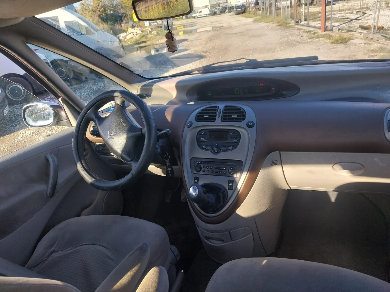 Citroen C4 Picasso 1.8 ������  ��� | Mobile.bg � ����������� 6