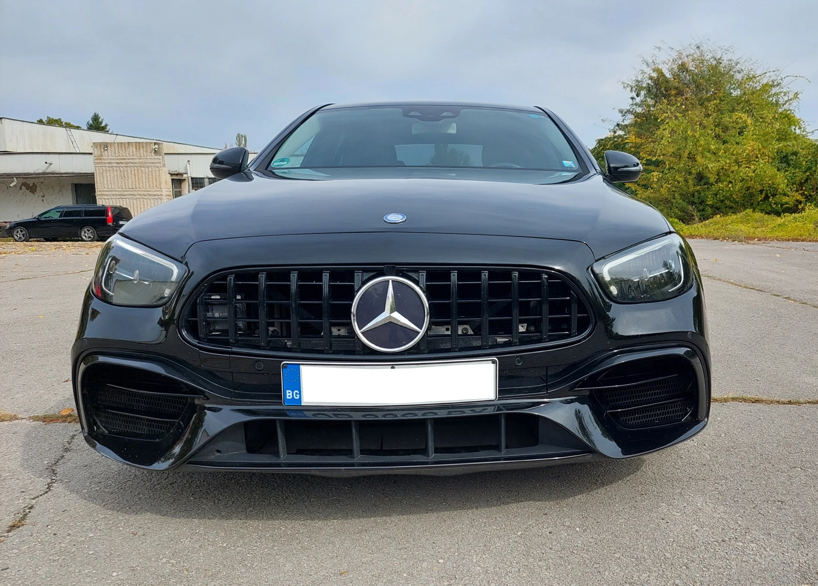 Mercedes-Benz E 220, снимка 2 - Автомобили и джипове - 56686483