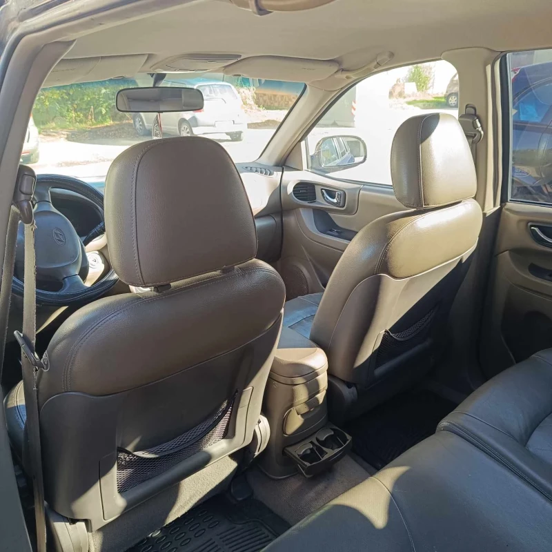 Hyundai Santa fe, снимка 5 - Автомобили и джипове - 47505252