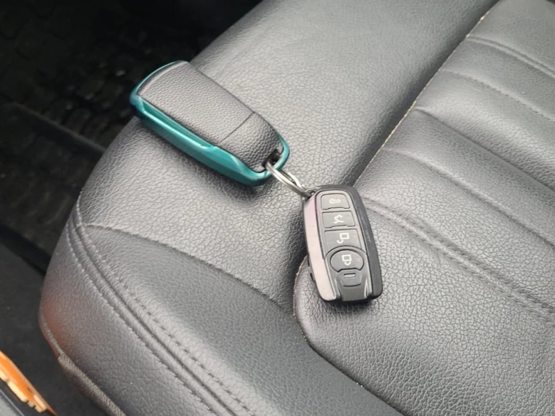 Audi Q5 * TECHNIK * CARFAX * БЕЗ ПЪРВОНАЧАЛНА ВНОСКА, снимка 8 - Автомобили и джипове - 52686831