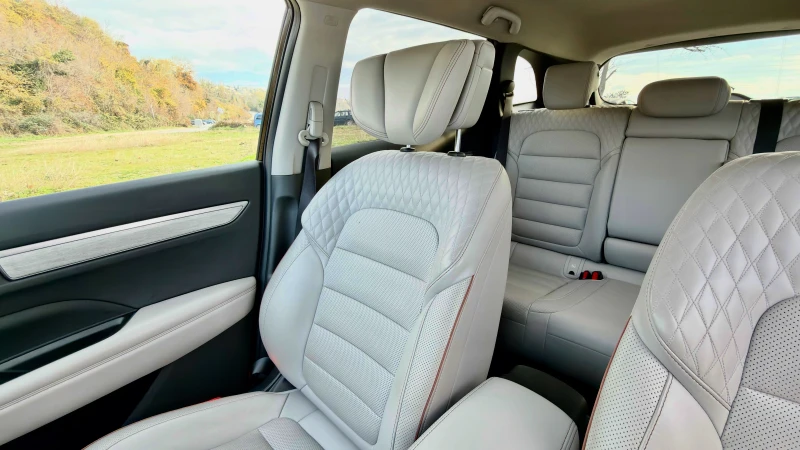 Renault Koleos Initiale Paris TCe 160, снимка 12 - Автомобили и джипове - 53121726