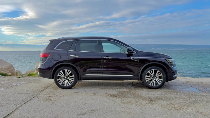 Renault Koleos Initiale Paris TCe 160, снимка 3 - Автомобили и джипове - 53121726