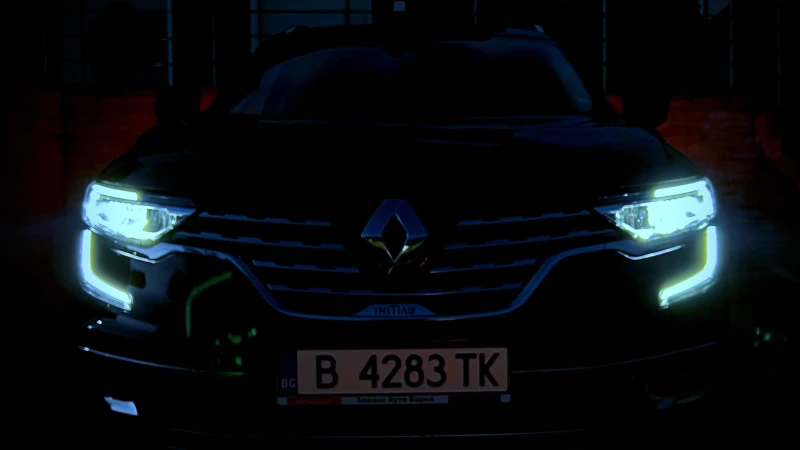 Renault Koleos Initiale Paris TCe 160, снимка 14 - Автомобили и джипове - 53121726