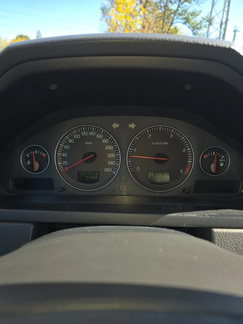 Volvo Xc90, снимка 8 - Автомобили и джипове - 53403162