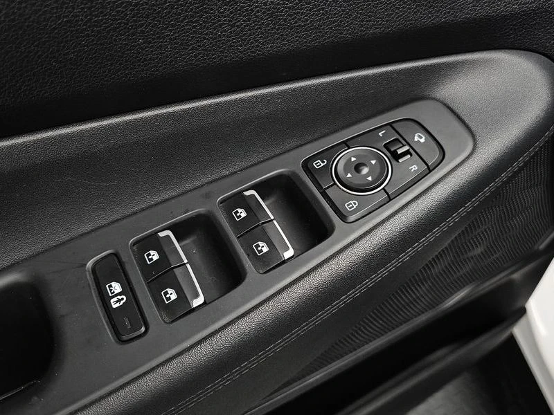 Hyundai Santa fe 2.5 Automatic, снимка 17 - Автомобили и джипове - 55845581