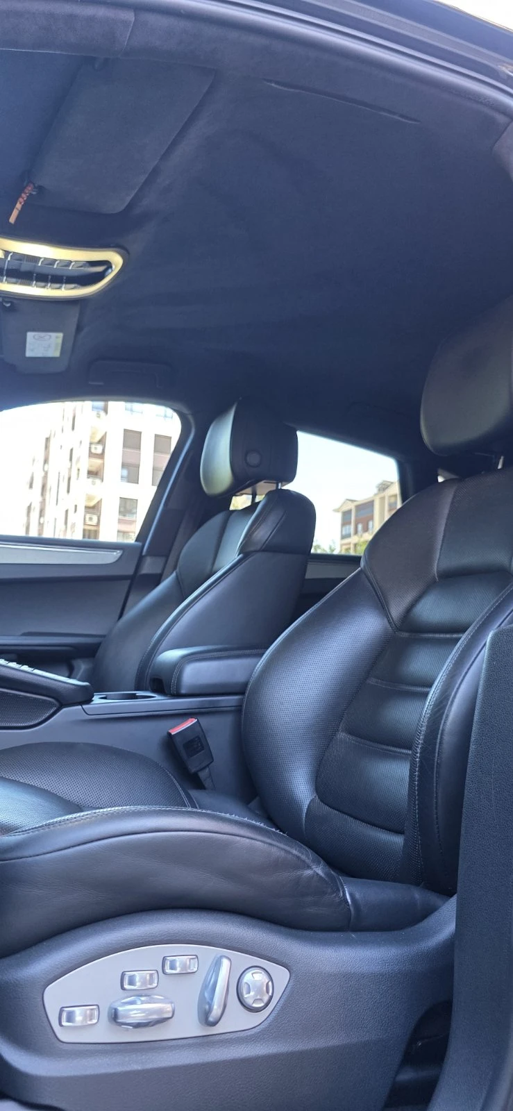 Porsche Macan Turbo, снимка 17 - Автомобили и джипове - 56077949