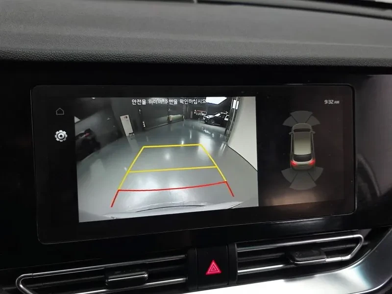 Kia Niro САМО 30% АВАНС, снимка 15 - Автомобили и джипове - 56489196
