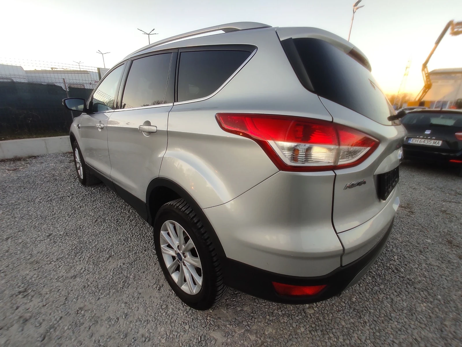 Ford Kuga 2.0TDCi/NAVI/EURO 6B/KAMERA/KEYLESS  - изображение 6