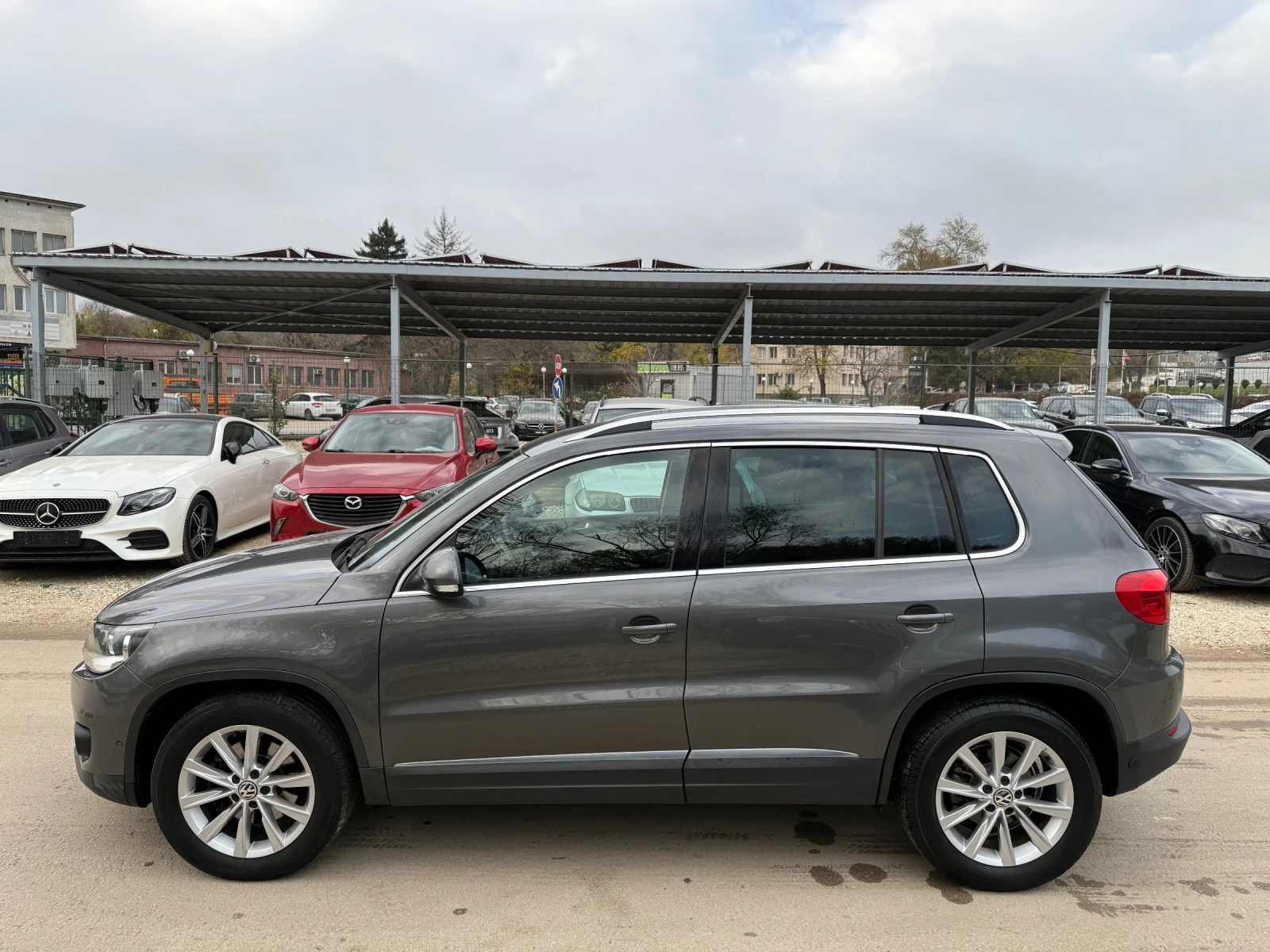 VW Tiguan 2.0TDI - 110к.с. - 128 000КМ! - изображение 7