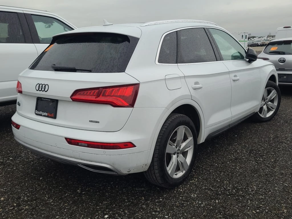 Audi Q5 * TECHNIK * CARFAX * БЕЗ ПЪРВОНАЧАЛНА ВНОСКА - изображение 3