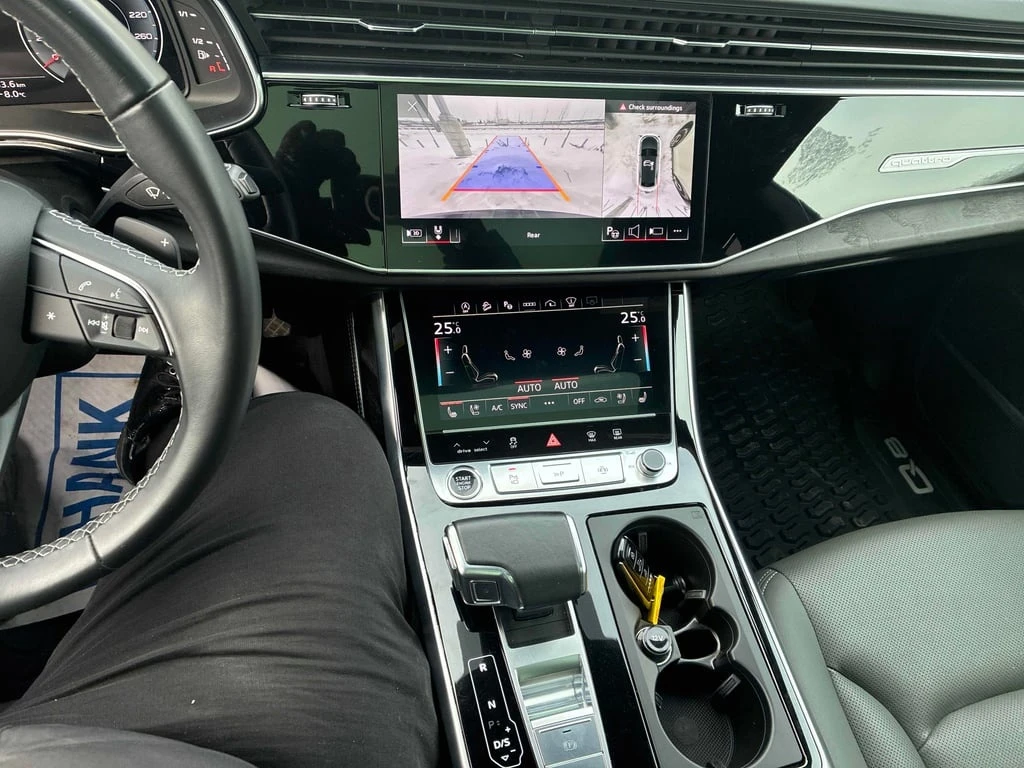 Audi Q8 / Technik / AWD quattro / ПАНОРАМА / CARFAX /  - изображение 9