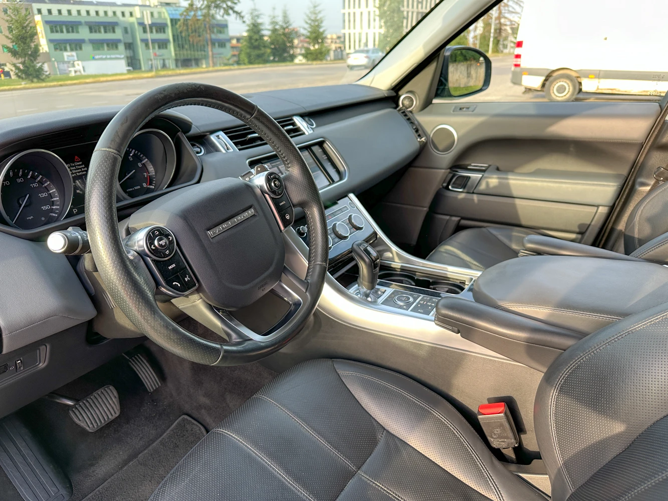 Land Rover Range Rover Sport 5.0 V8 SUPERCHARGER, снимка 13 - Автомобили и джипове - 53754128