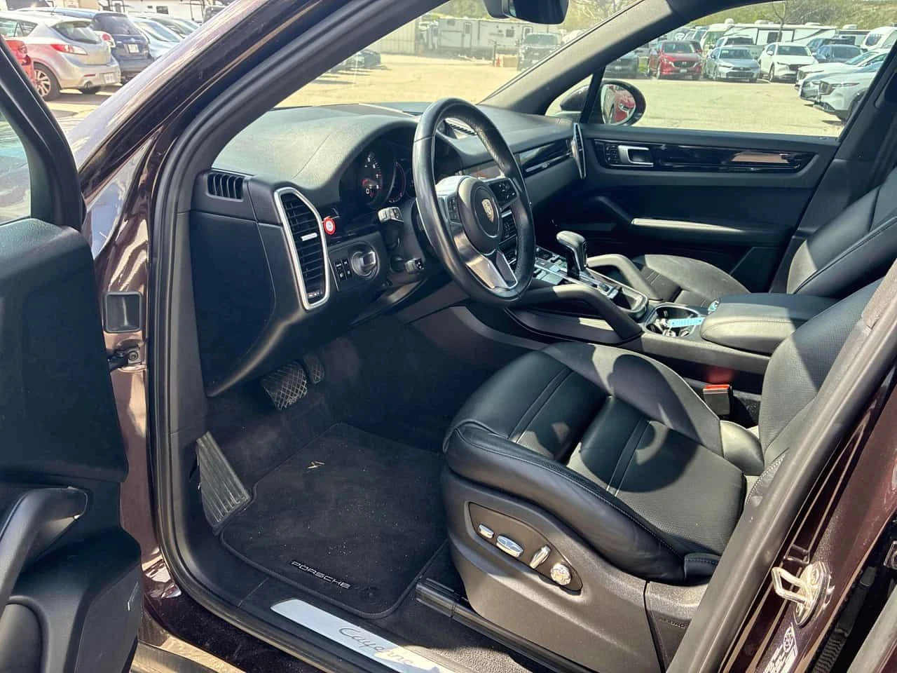 Porsche Cayenne * AWD * CARFAX * ЦЕНА ДО БГ, снимка 5 - Автомобили и джипове - 54525799