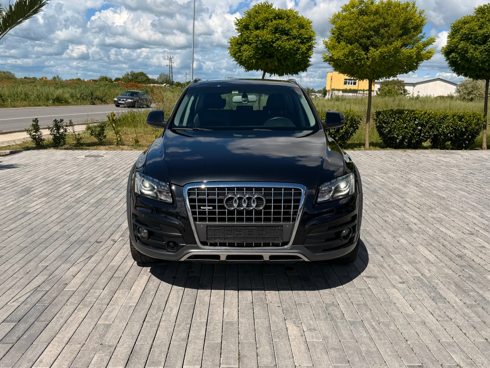 Audi Q5 2.0TDI 4x4 Quattro OFFROAD, снимка 6 - Автомобили и джипове - 54598685
