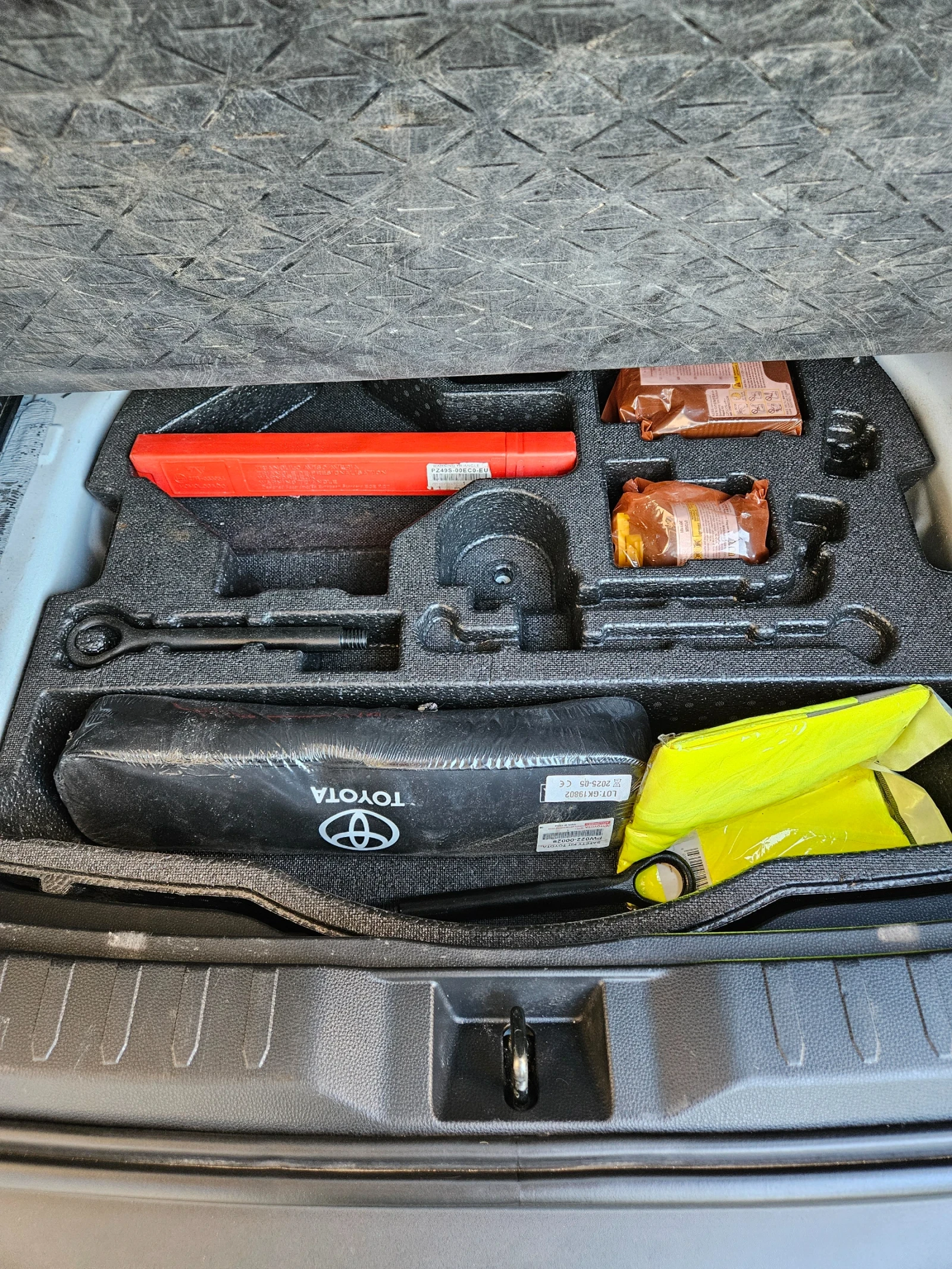 Toyota Rav4 2.5 Hybrid  | Mobile.bg � ����������� 6