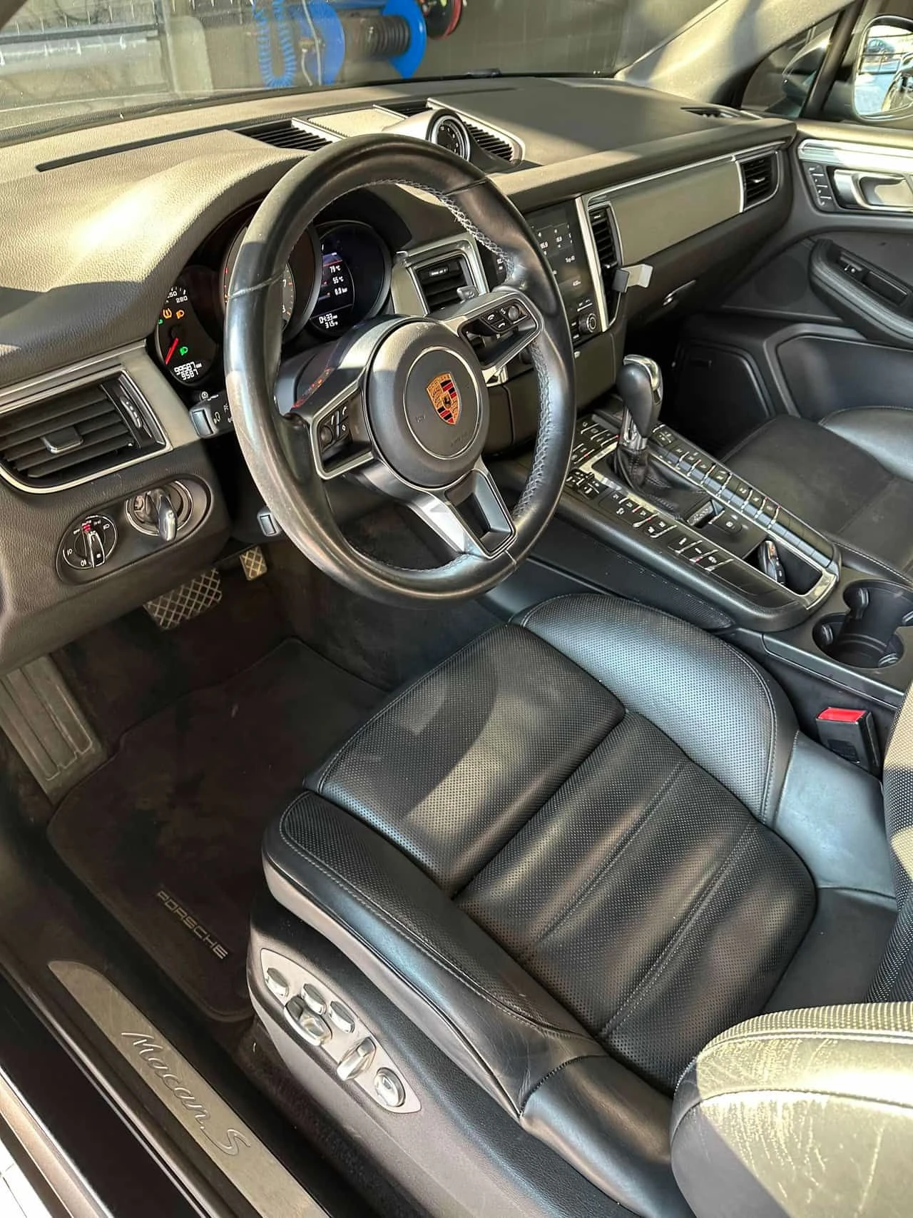 Porsche Macan  S / ОБДУХВАНЕ / ПАНОРАМА / КОЖА , снимка 4 - Автомобили и джипове - 55461141