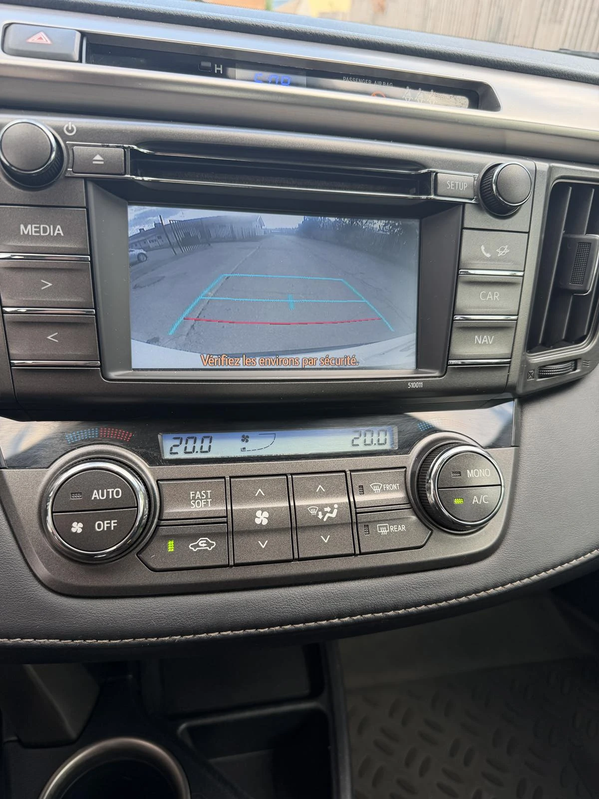 Toyota Rav4 2.2D4D 4X4 НАВИ КОЖА, снимка 12 - Автомобили и джипове - 55639047