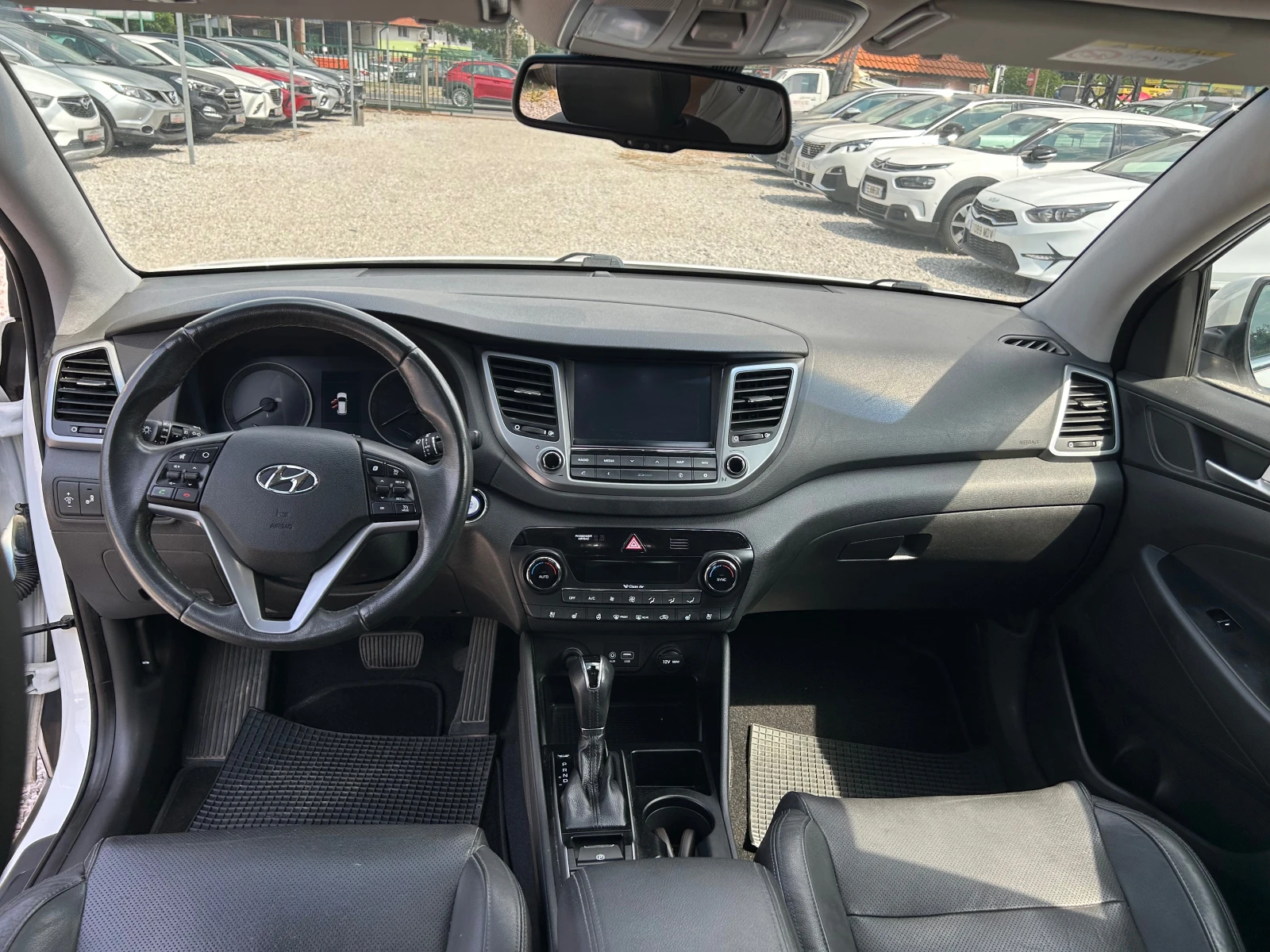 Hyundai Tucson 2.OCRDI EURO6B 4X4 FULL, снимка 10 - Автомобили и джипове - 55651890