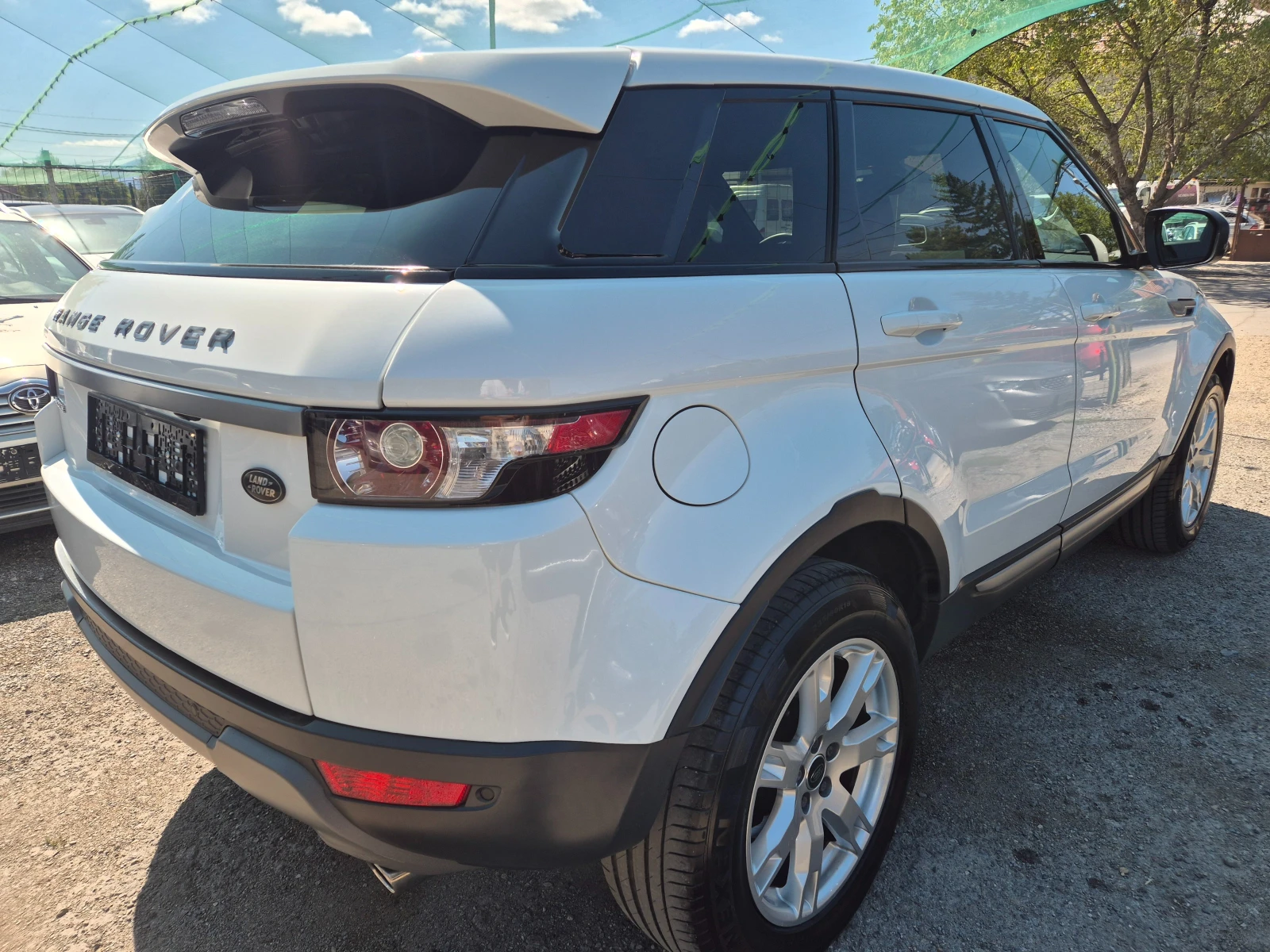 Land Rover Range Rover Evoque 2.2SD4, снимка 6 - Автомобили и джипове - 56059043