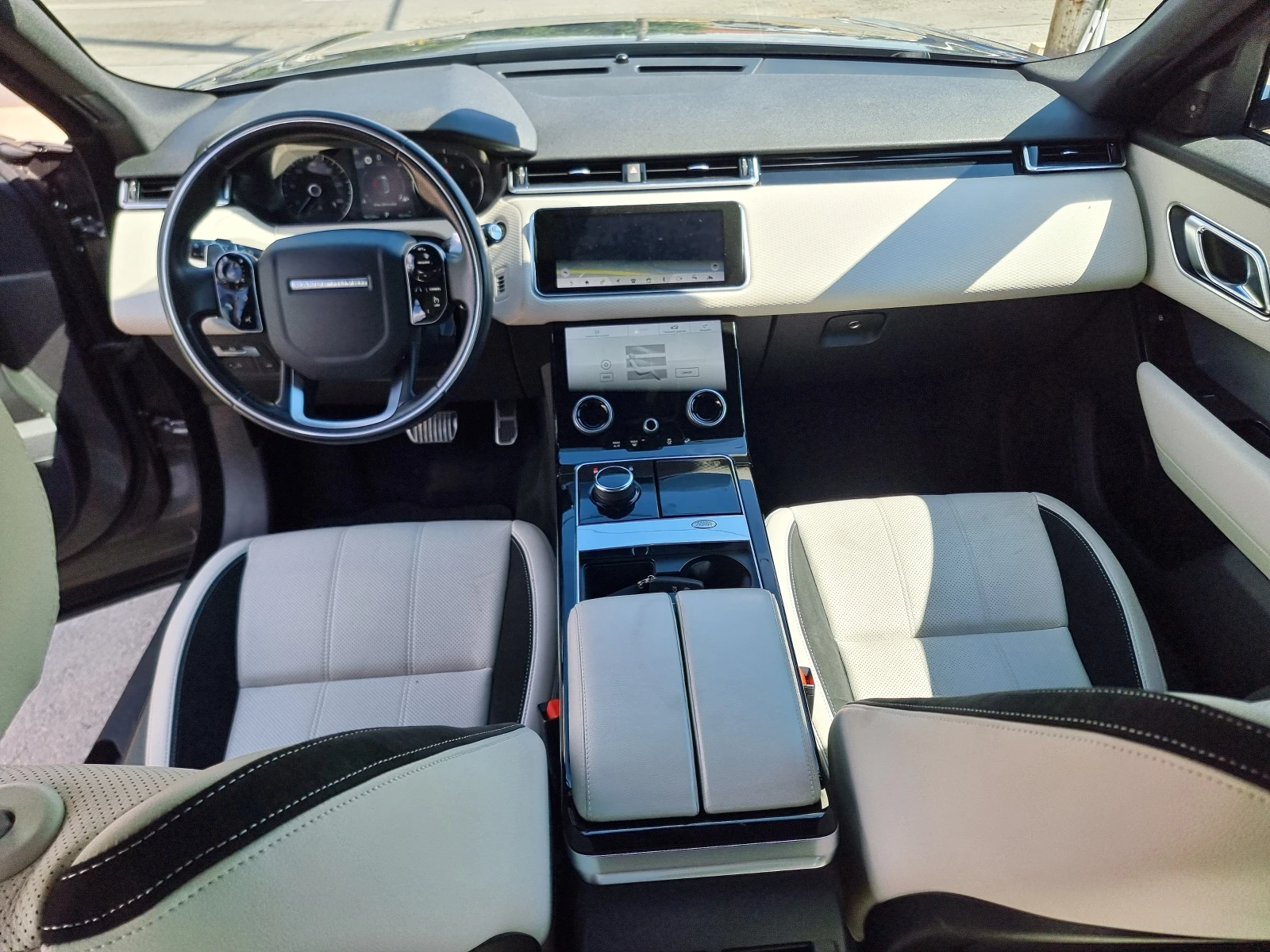Land Rover Range Rover Velar 2.0d-R-Dynamic-Navi-Kamera-Euro-6D, снимка 14 - Автомобили и джипове - 56070333