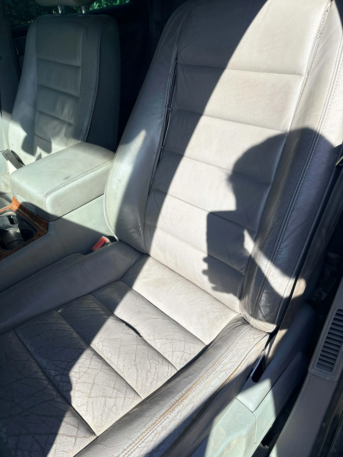 VW Touareg, снимка 6 - Автомобили и джипове - 56446935