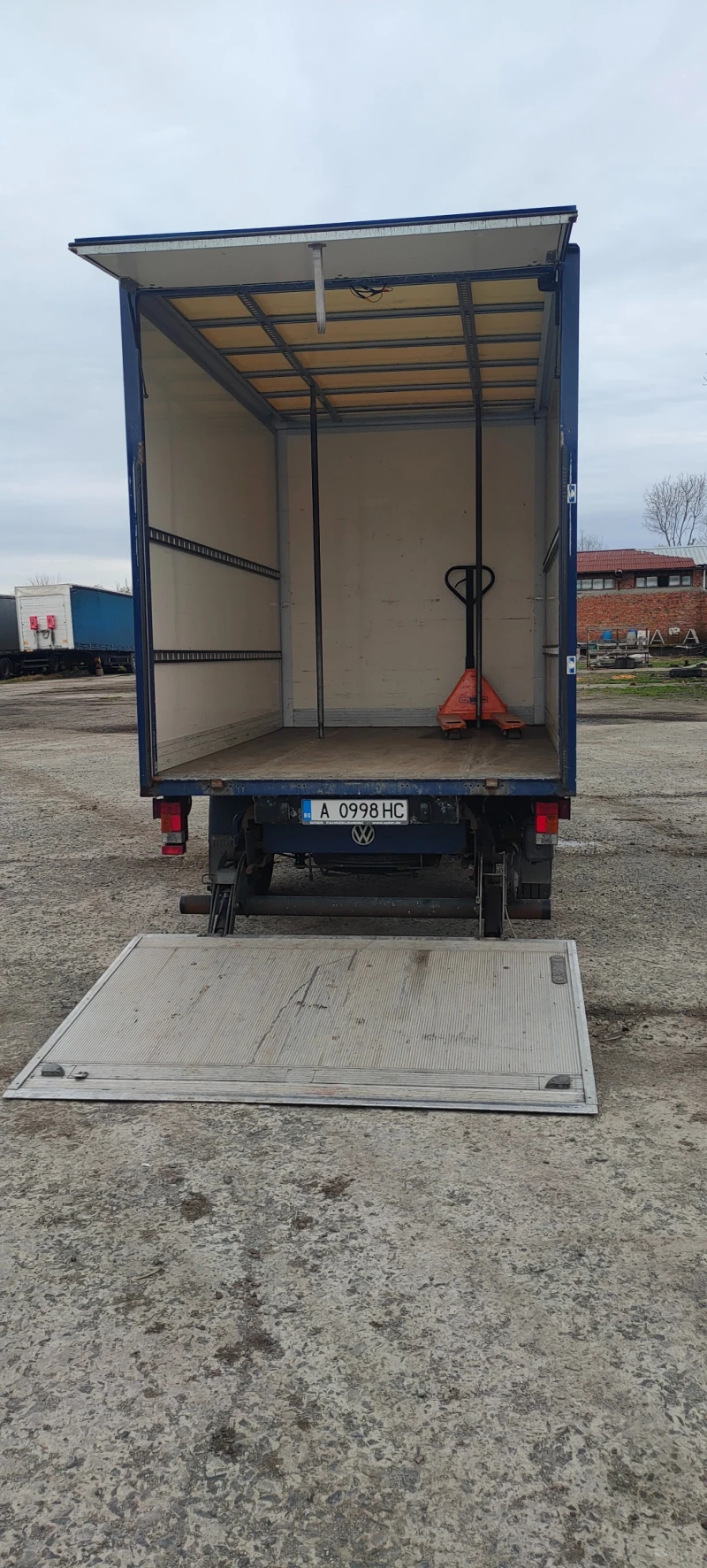 VW Crafter 35, снимка 10 - Бусове и автобуси - 48863664