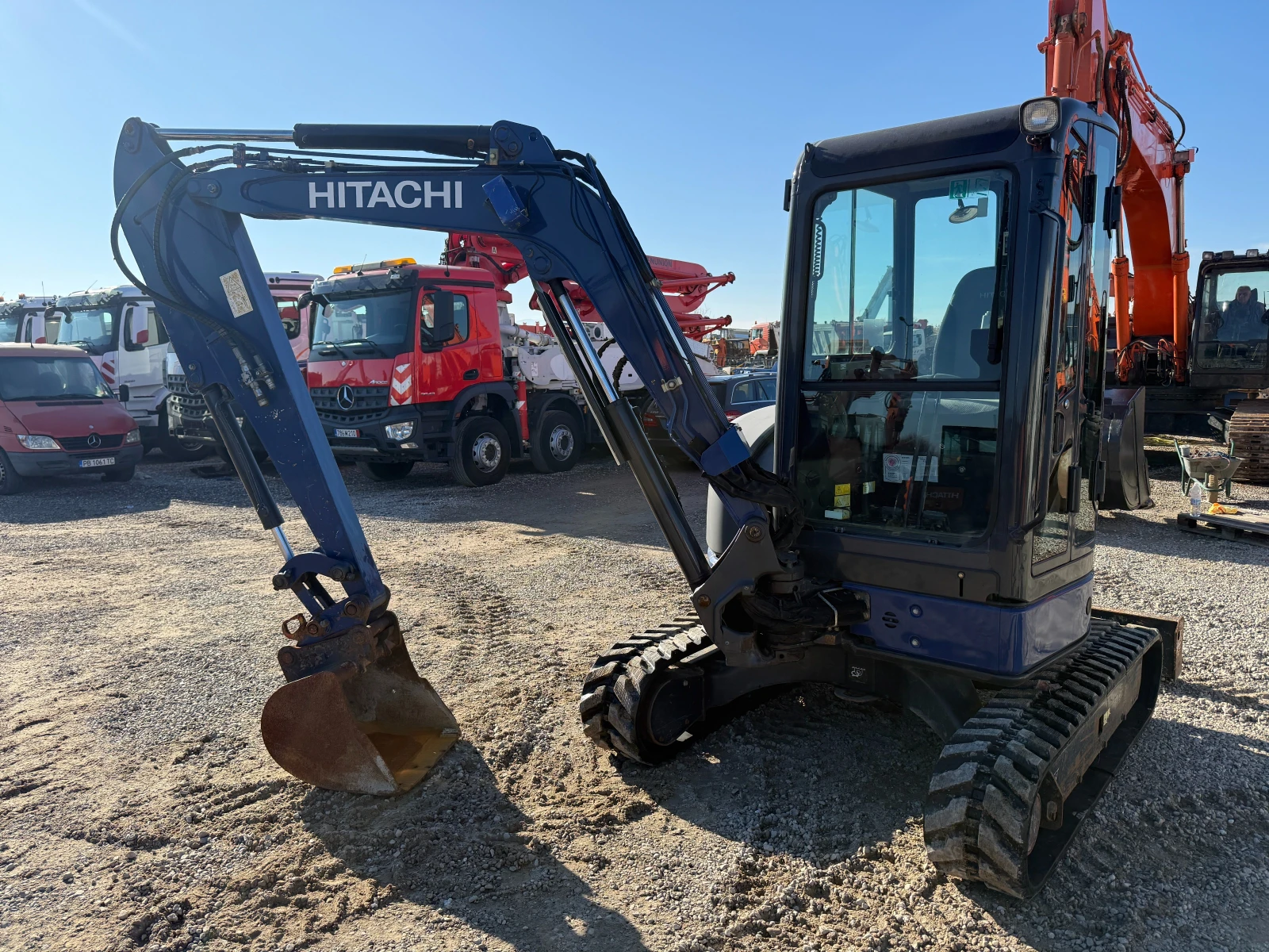 ����� Hitachi ZX38 U-3 ���� ������ | Mobile.bg � ����������� 17